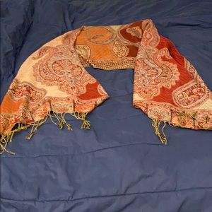 Never Worn Vintage Scarf/Shawl